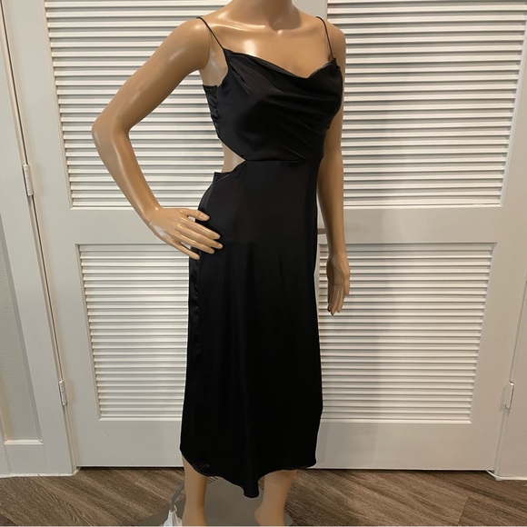 Black silk midi dress with cowl neckline and adjustable straps - Picture 5 of 5